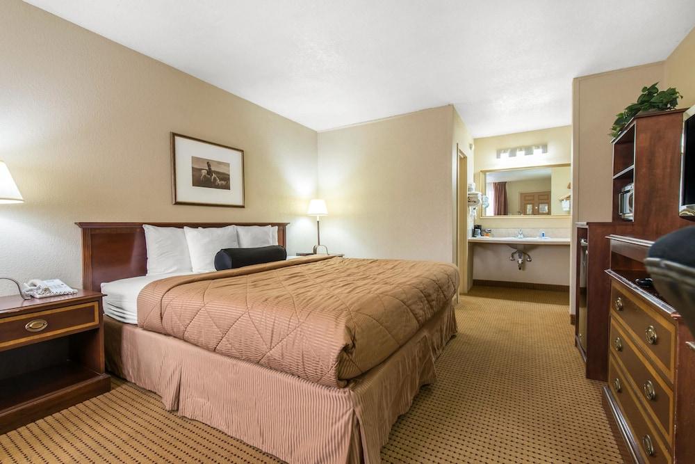 Rodeway Inn Fort Morgan Eksteriør billede